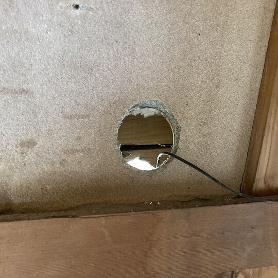 エアコンの穴