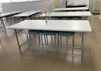 食堂テーブル