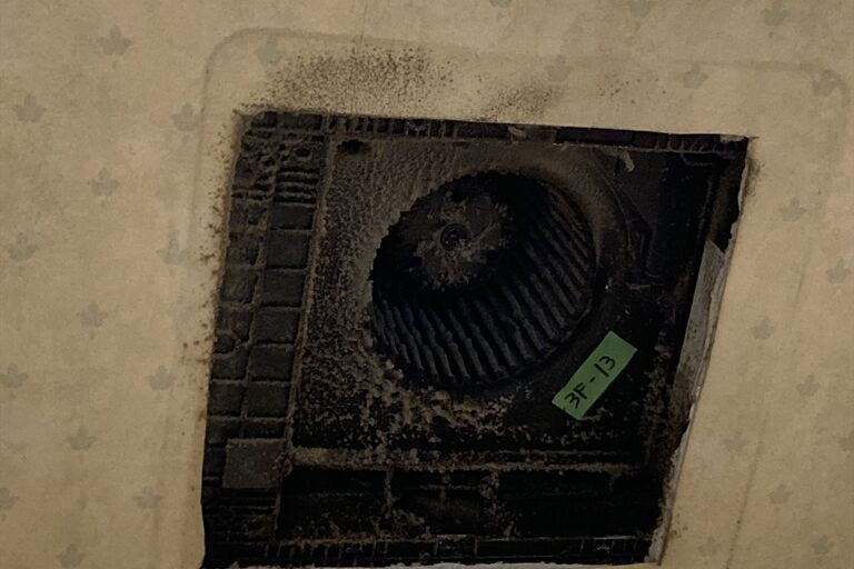 換気扇清掃前