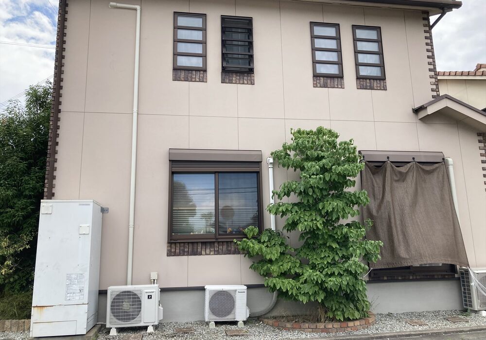 ルームエアコン室外機